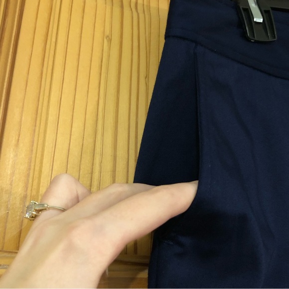 NWT Women’s Chaps bermuda dress shorts - Picture 3 of 9